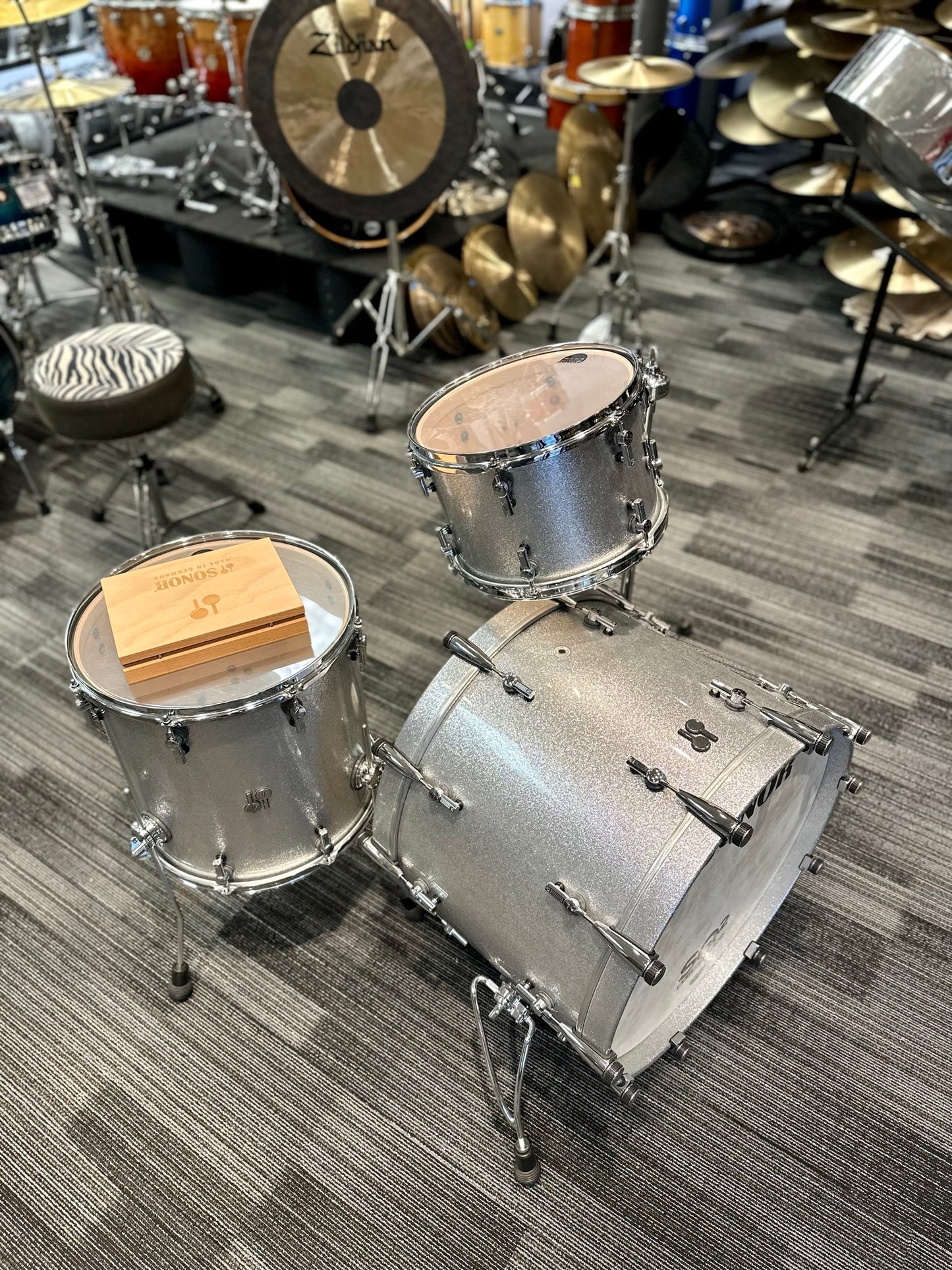 Sonor SQ2 2022 - Silver Sparkle Lacquer