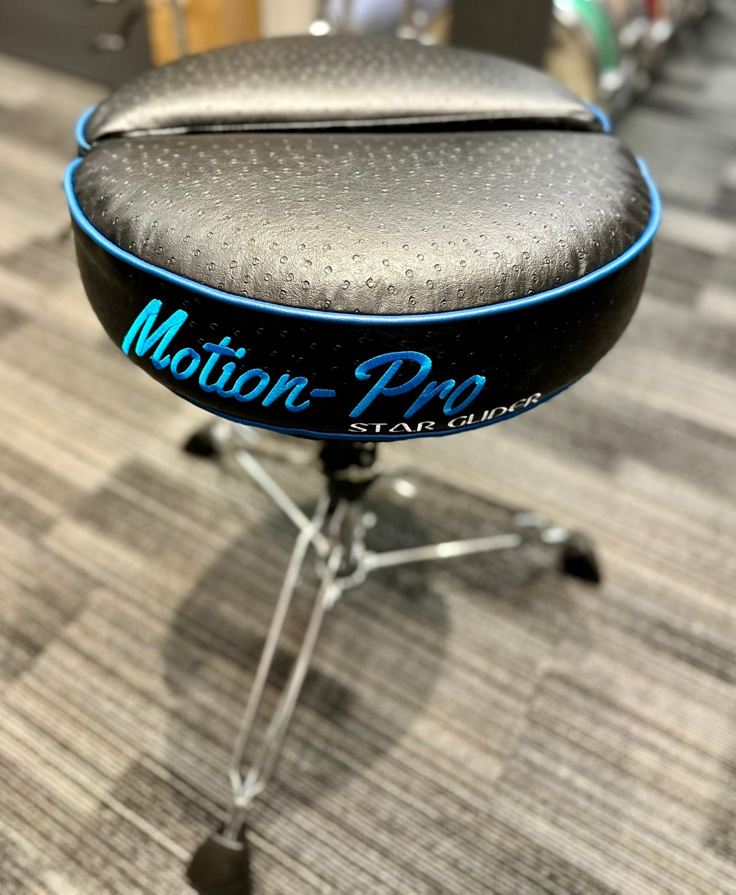 Motion Pro Star Glider with Blue Piping