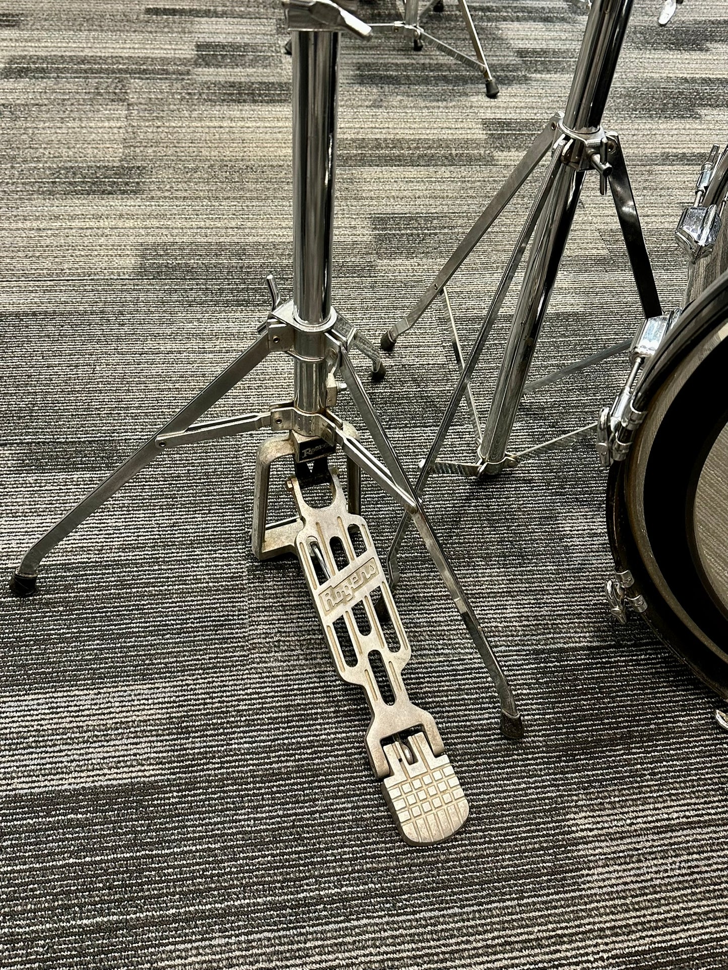 Rogers 1972 Londoner Kit in Gloss Black