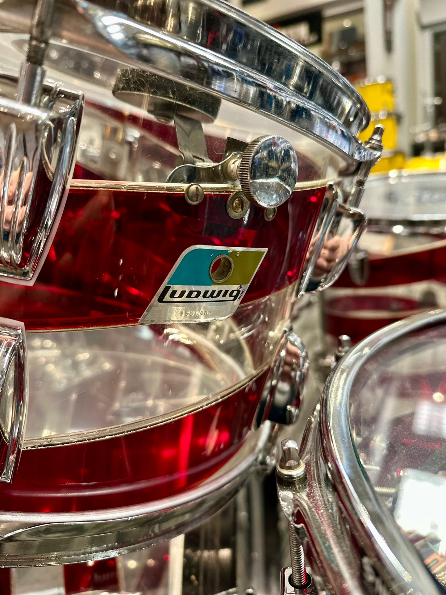 Ludwig 1970s Pattern C Spiral Red and Clear Vistalite 5-Piece Kit