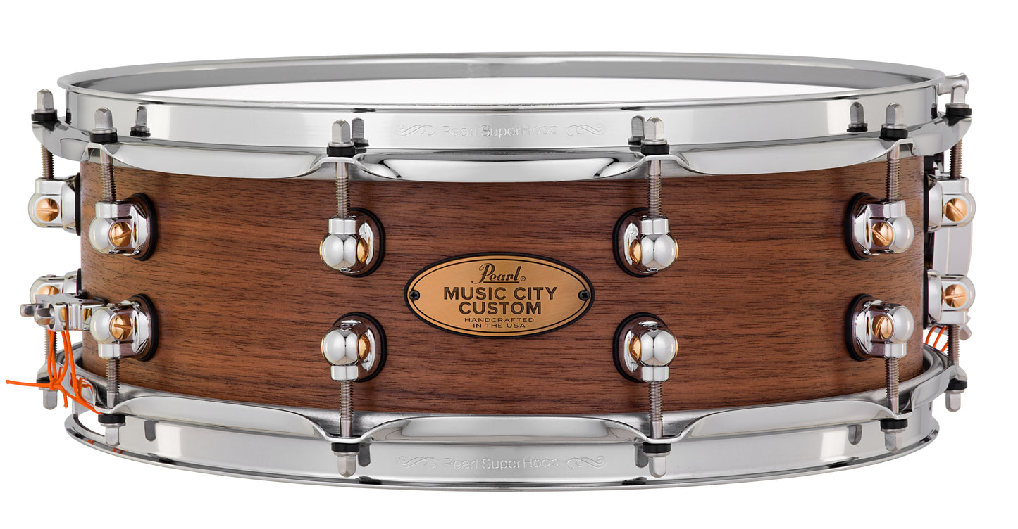 MUSIC CITY CUSTOM SOLID WALNUT 14"X5" SNARE DRUM
