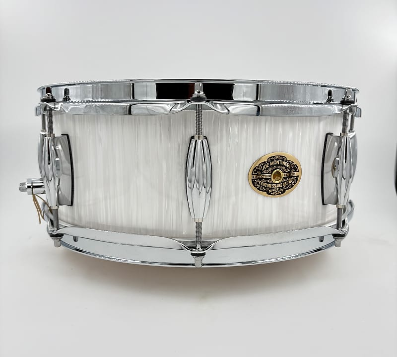 Montineri Custom 5" x 14" Verticle White Oyster Snare