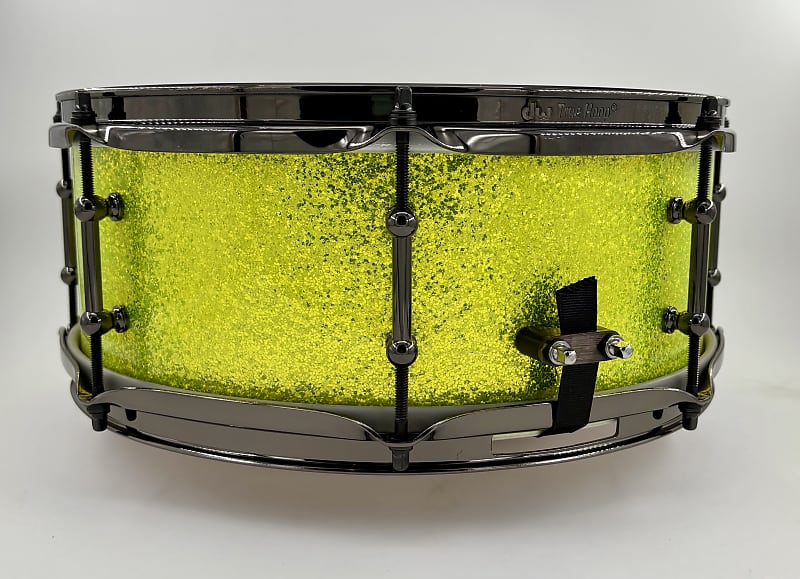 Montineri Custom 5.5" x 14" "Vitamin Pee" Snare