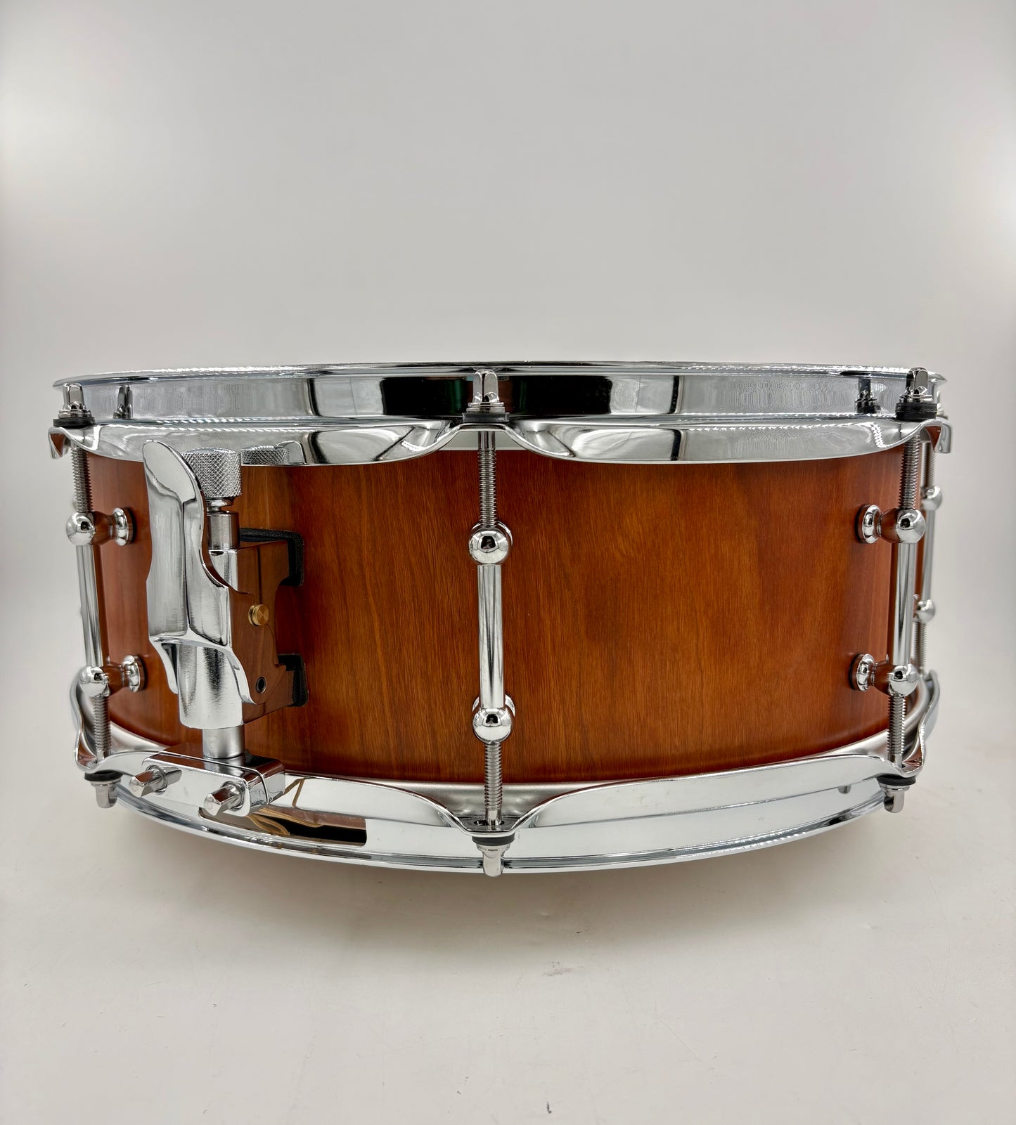 Montineri Custom 5”x14” Vertical Cherry Snare