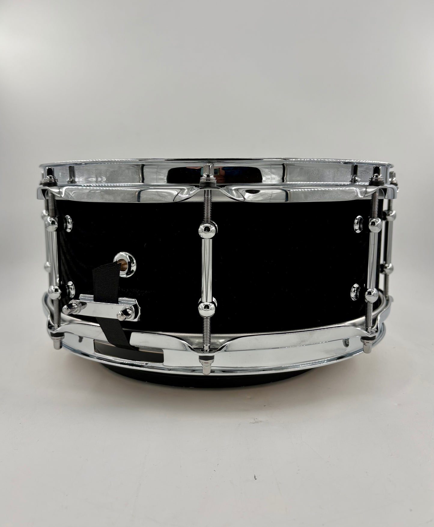 Montineri Custom 5"x12" "Black Velvet" Magnum Snare