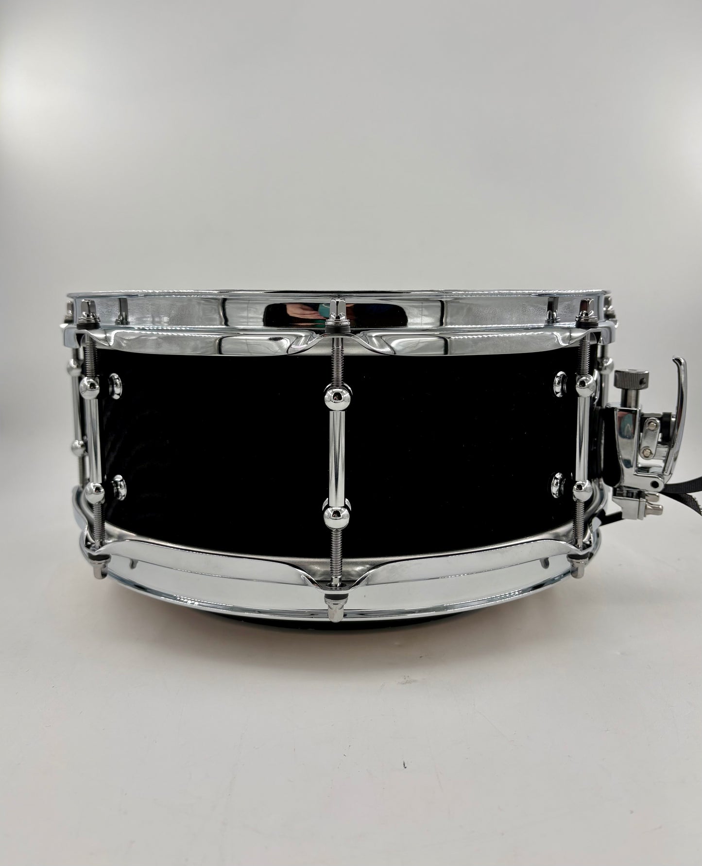 Montineri Custom 5"x12" "Black Velvet" Magnum Snare