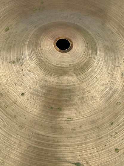A Zildjian Vintage Small Stamp 18" Crash - 1700g