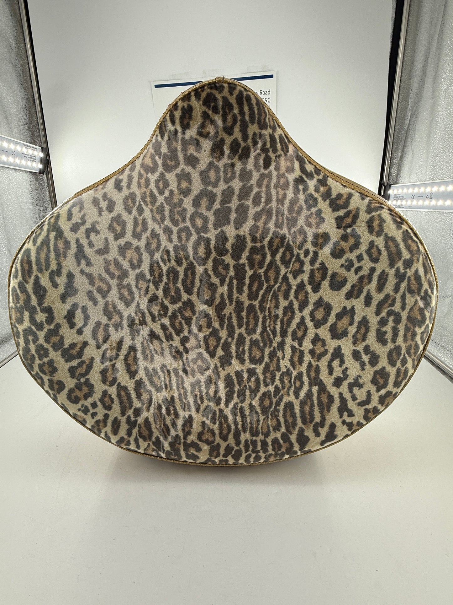 Pork Pie Gold Sparkle/Leopard Top Saddle Drum Throne