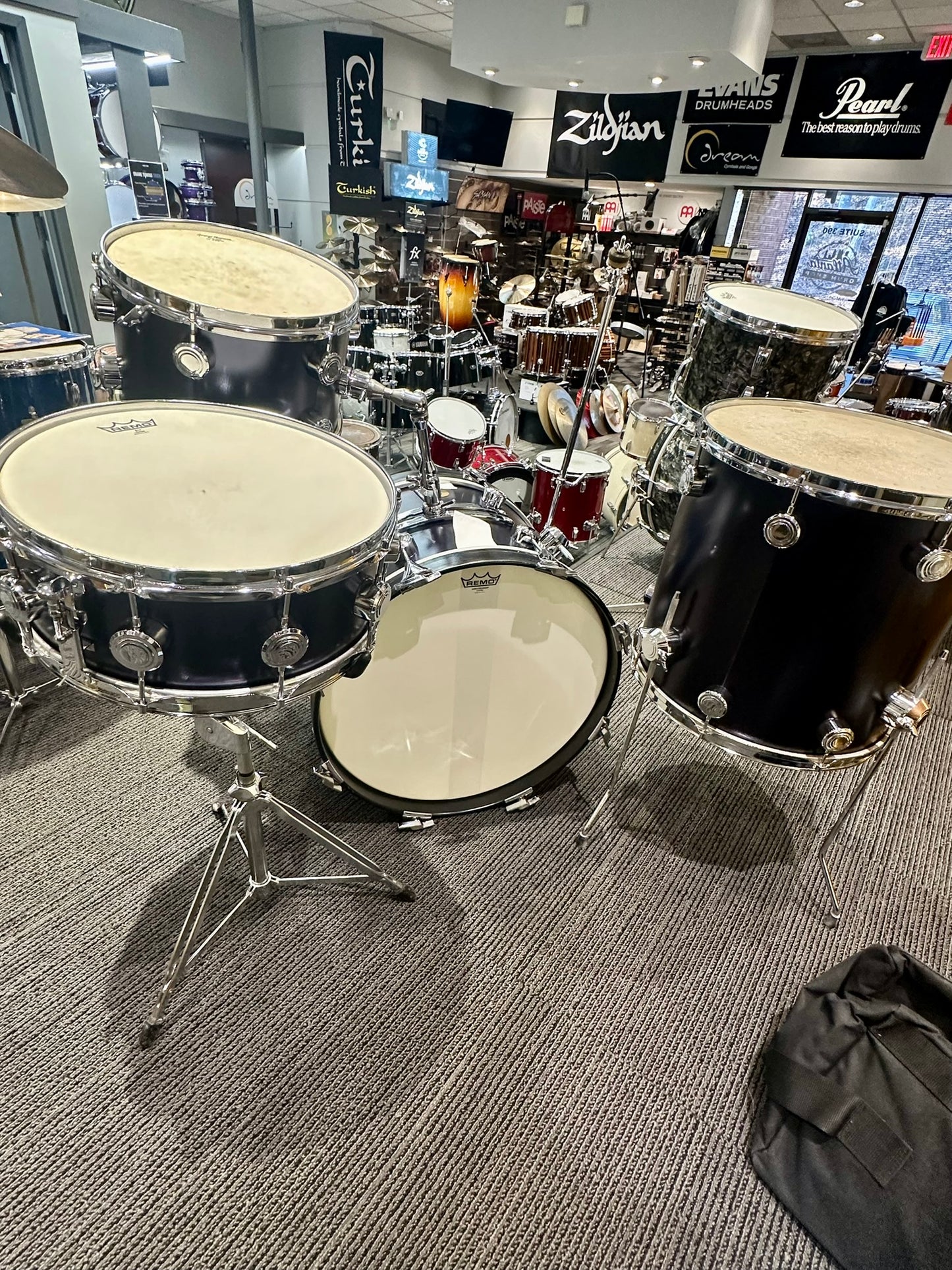 Hayman Vintage 1960s 4-Piece Drum Set - Midnight Blue - *VIDEO DEMO)