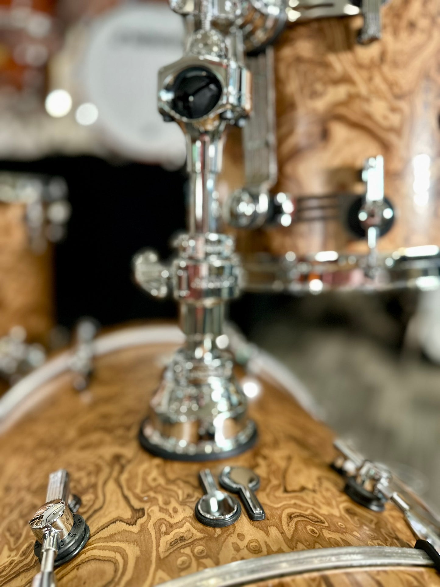 Sonor SQ2 Heavy Birch 4-Piece Kit in Chocolate Burl 20/12/14/16