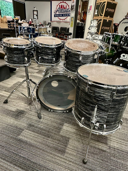 Ludwig Classic Oak 5-Piece Kit in Oyster Black Pearl - 2023