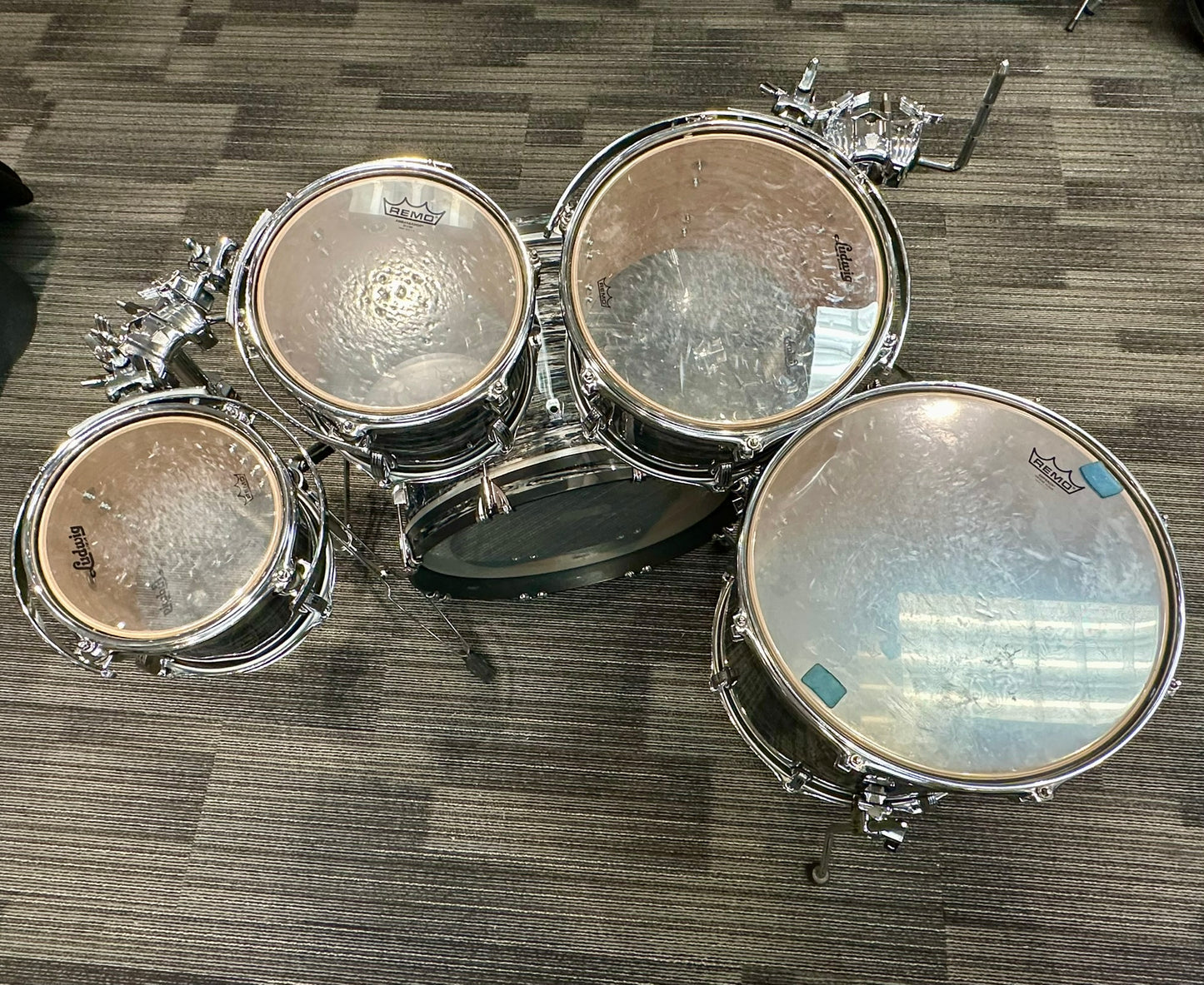 Ludwig Classic Oak 5-Piece Kit in Oyster Black Pearl - 2023
