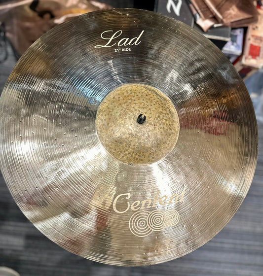 Centent Lad Ride - 21"