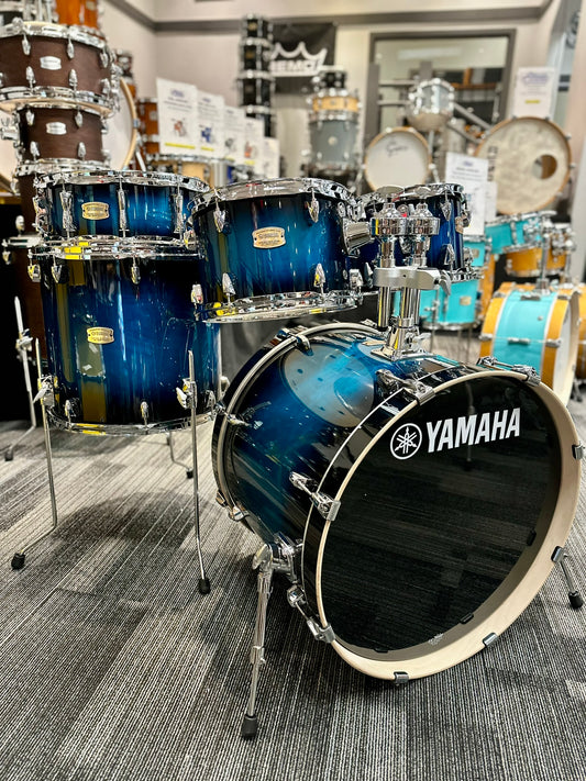 Yamaha Stage Custom 5-Piece in Deep Blue Sunburst