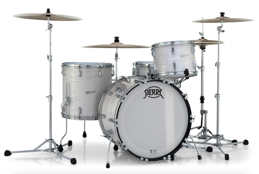 Pearl Presidents Series 4 Piece Shell Pack - 22" Bass Drum PEARL WHITE OYSTER