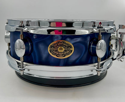 Montineri Custom 12"x4" Blue Satin Flame Snare