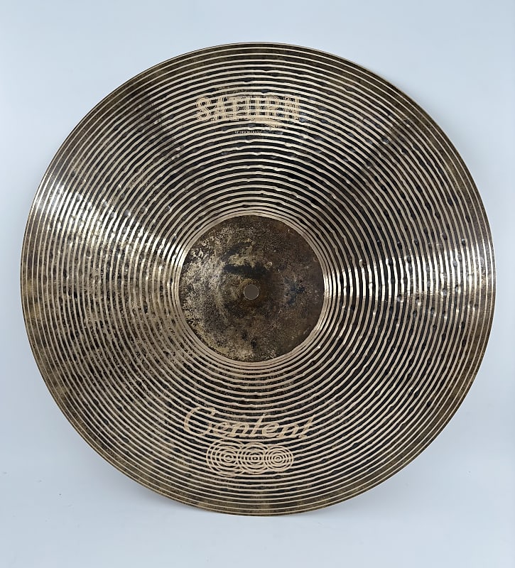 Centent Saturn Crash - 18"