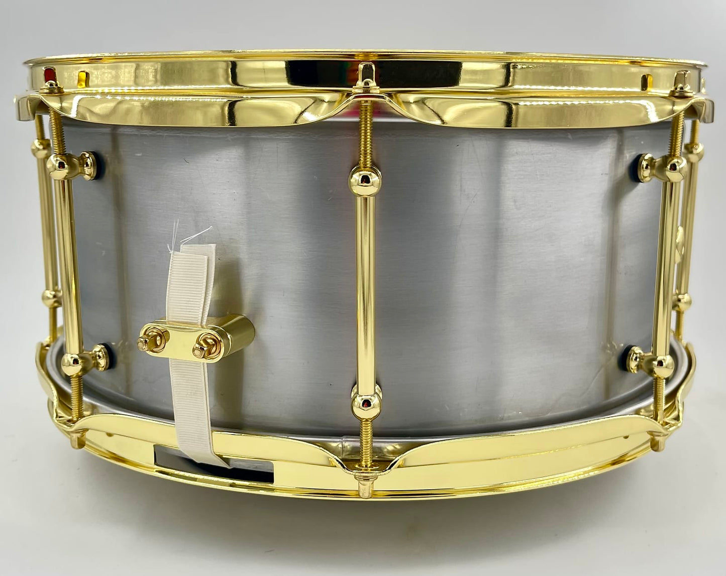 Lucky Drums Company 14"x6.5" Aluminum Snare Drum w/ Gold hoops