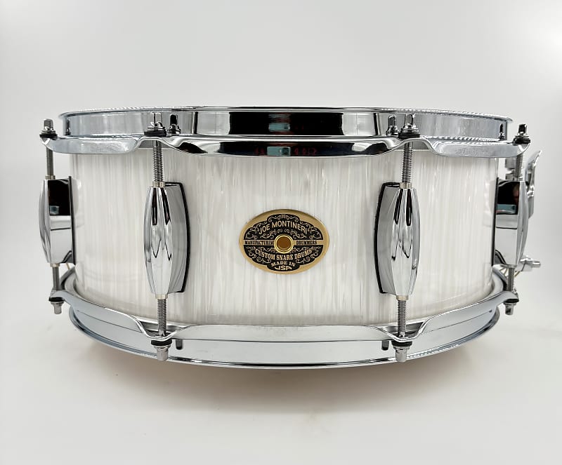 Montineri Custom 5" x 14" Verticle White Oyster Snare